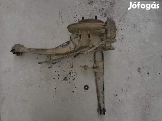 Volvo V40 Jobb Hátsó Csonkállvány Kerékaggyal + Féknyereg + ABS Jeladó