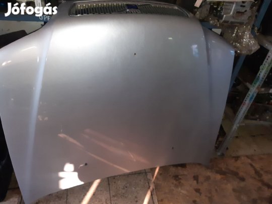 Volvo V40 Motorháztető