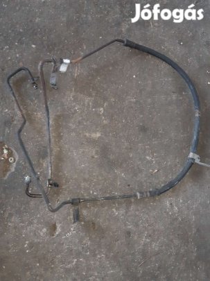 Volvo V40 Szervócső