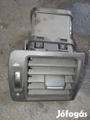 Volvo V50 Jobb Első Szellőző