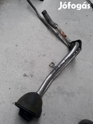 Volvo V50 Üzemanyag Betöltő Cső