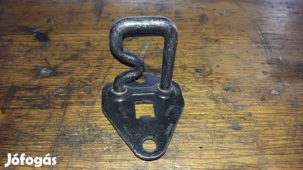 Volvo V50 Zár Ütköző