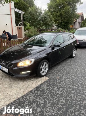 Volvo V60 1,6D 114 LE 2015-ös évjárat