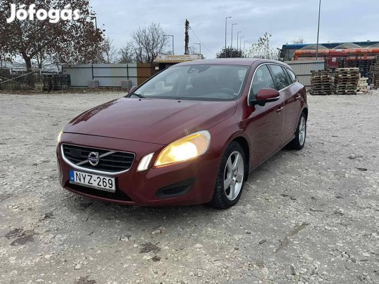 Volvo V60 1.6 D Drive Kiváló motorikus és műsza...