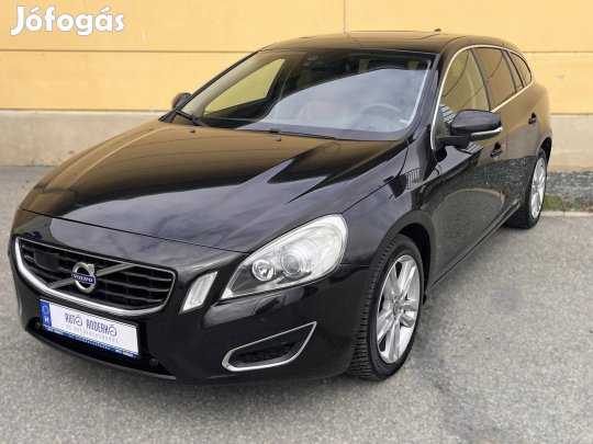 Volvo V60 2.4 D [D5] Summum Geartronic