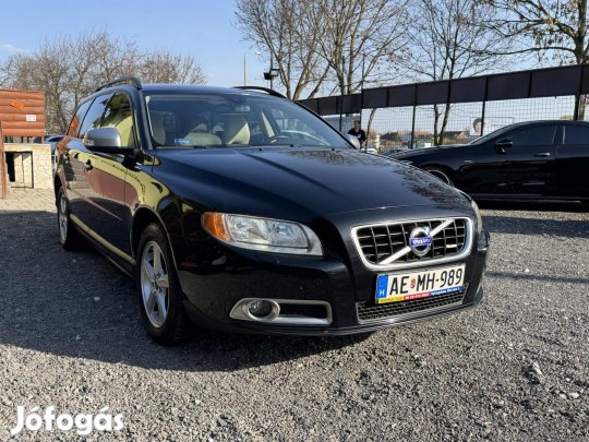 Volvo V70 2.5 T Summum Geartronic 5 hengeres be...