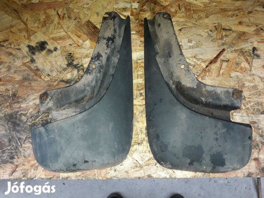 Volvo V70 Hátsó Sárfogó Gumi Pár