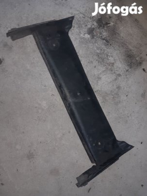 Volvo V70 Motor Burkolat