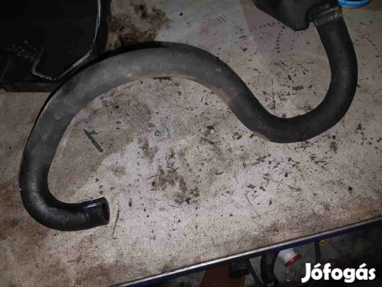 Volvo V70 Szervócső