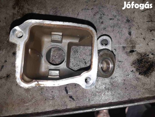 Volvo V70 Termosztátház