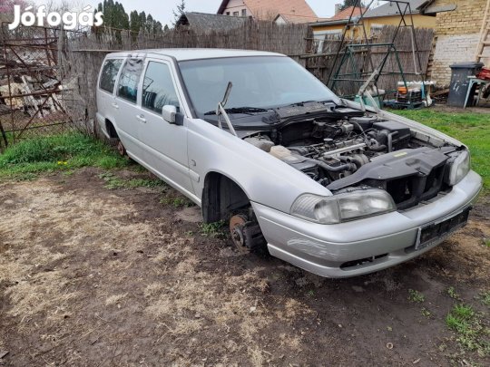 Volvo V70 alkatrészek eladók