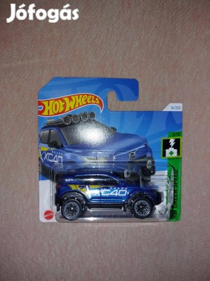 Volvo XC40 Recharge Matchbox Match Box Hot Wheels e-autó kisautó