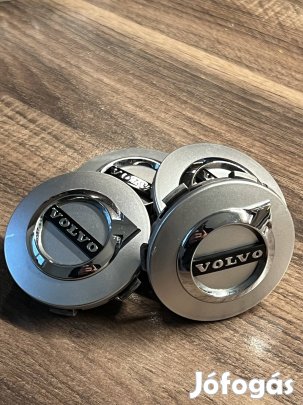Volvo ,Felni kupak készlet,ezüst