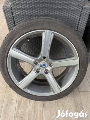 Volvo gyári alufelni 18-as 4db + ajándék nyári gumik