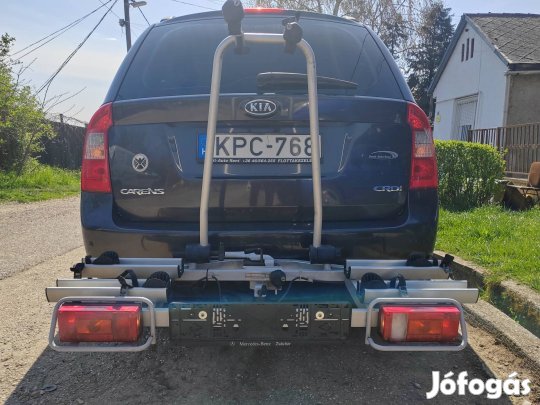 Vonóhorgos kerékpártartó. Kerékpárszállító