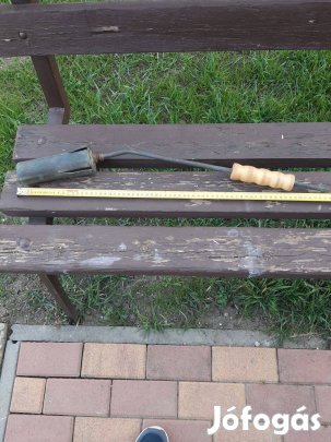 Vörösrézből készült disznóperzselő