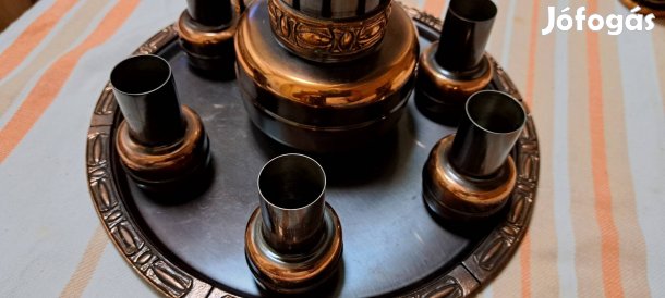 Vörösrézböl készúlt pálinkás készlet