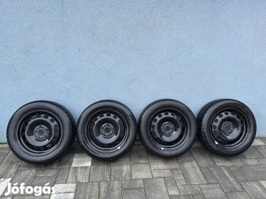 Vw 16" lemezfelni téligumival eladó