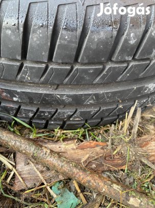 Vw Alu felni szinte új gumikkal