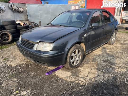 Vw Bora 1.9pd sedan alkatrészek