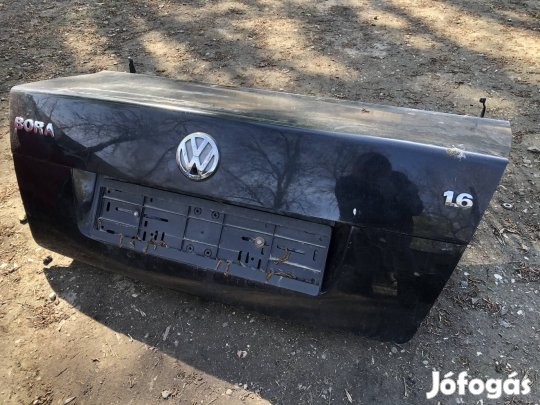 Vw Bora csomagtér ajtó fekete