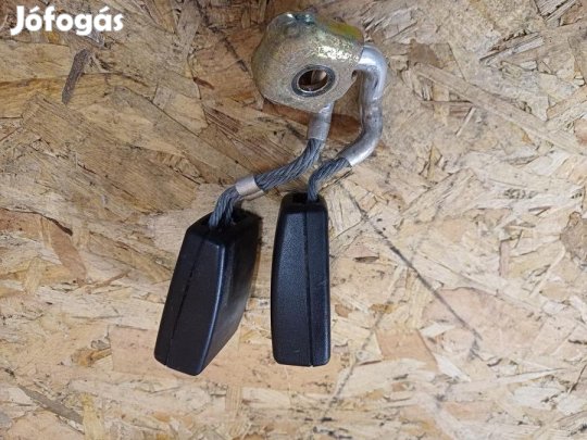 Vw Golf 5 (2005-2013) Hátsó Biztonsági Öv Csat