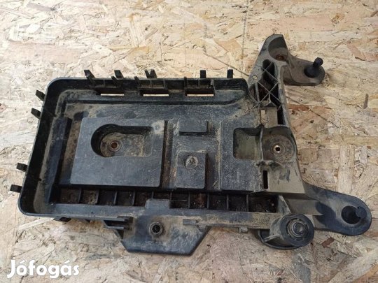 Vw Jetta (2005-2010) Akkumulátor Tartó