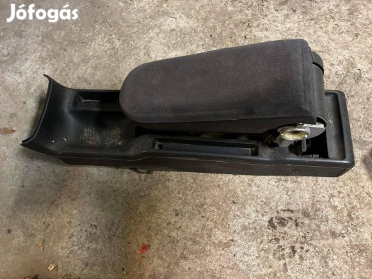 Vw Passat B5 könyöklő 