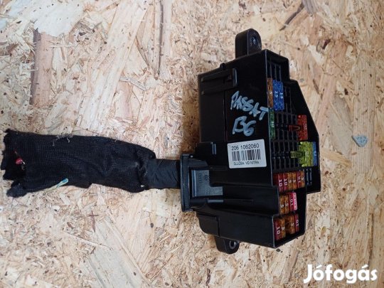 Vw Passat B6 (2005-2011) Biztosíték Tábla