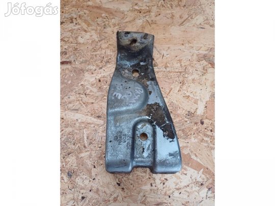 Vw Passat B6 (2005-2011) Jobb Első Sárvédő Tartó