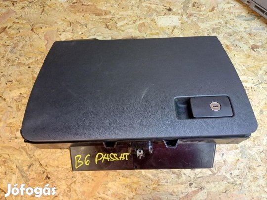 Vw Passat B6 (2005-2011) Kesztyűtartó