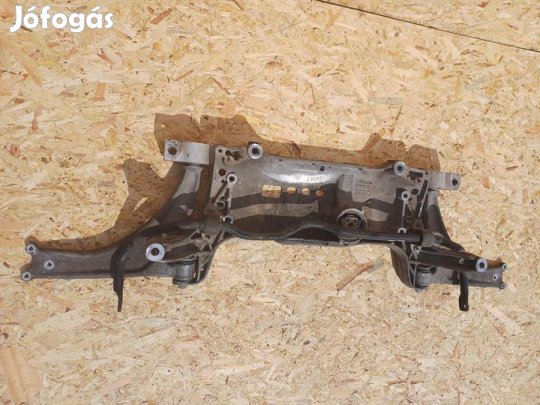 Vw Passat B7 (2010-2014) 2.0Tdi  Diesel  Első Bölcső