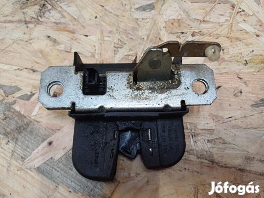 Vw Polo 9N (2001-2009) Csomagtérajtó Központizár