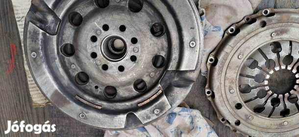 Vw T4 2.5 tdi kettőstömegű kuplung komplett