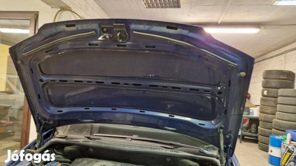 Vw Touran 1.6 FSI Alkatrészenként eladó!