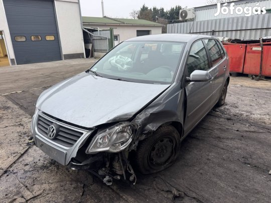 Vw polo 9n bontott alkatrészek