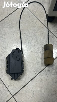 W164 CSOMAGTÉRZÁR eladó
