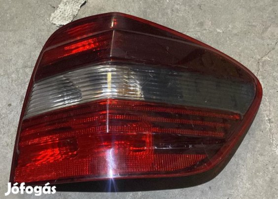 W164 JOBB HÁTSÓ LÁMPA A1649060800 eladó