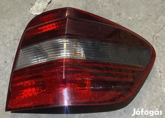W164 JOBB HÁTSÓ LÁMPA A1649060800 eladó