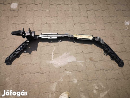 W177 A class homlokfal eladó