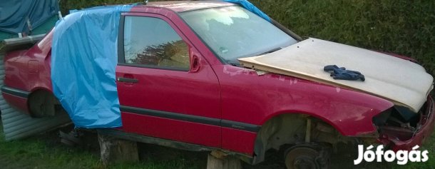 W202 Mercedes Esprit C180 alkatrészek eladók