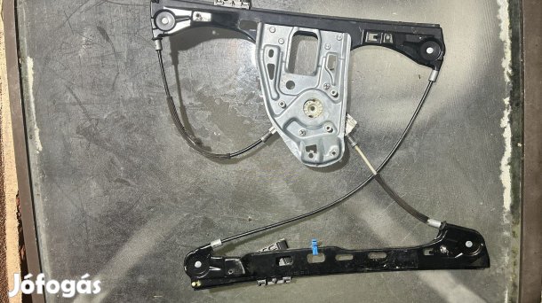 W203 JOBB ABLAKEMELŐ SZERKEZET A2037203246 eladó