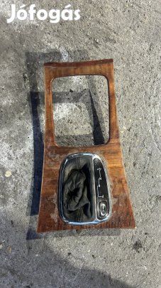 W203 VÁLTÓ KÖRÜLI TAKARÓELEM A2036802339 eladó