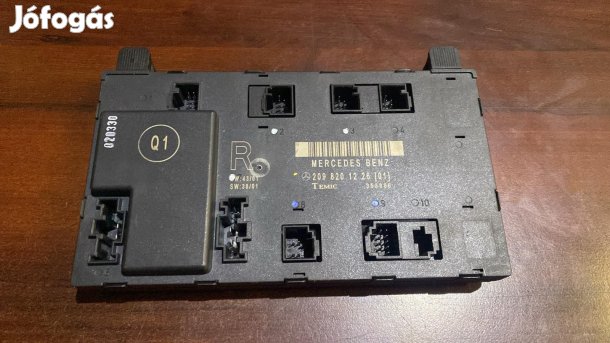W209 JOBB AJTÓVEZÉRLŐ A2098201226 eladó