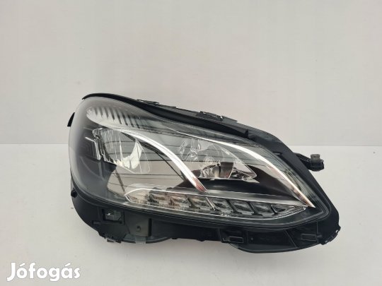 W212 FÉNYSZÓRÓ JOBB A2128209259 eladó