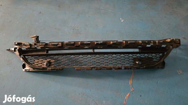 W223 első lökös középső rács AMG sérült A2238852001 eladó