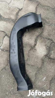 W251 LÉGBEÖMLŐ CSŐ A2518310646 eladó