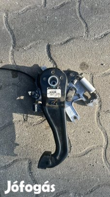 W251 RÖGZÍTŐFÉK A1644200784 eladó