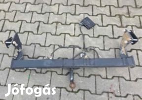 W251 vonóhorog szett A2513100195 eladó