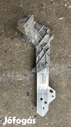 W253 homlokfal rész A2536201801 eladó